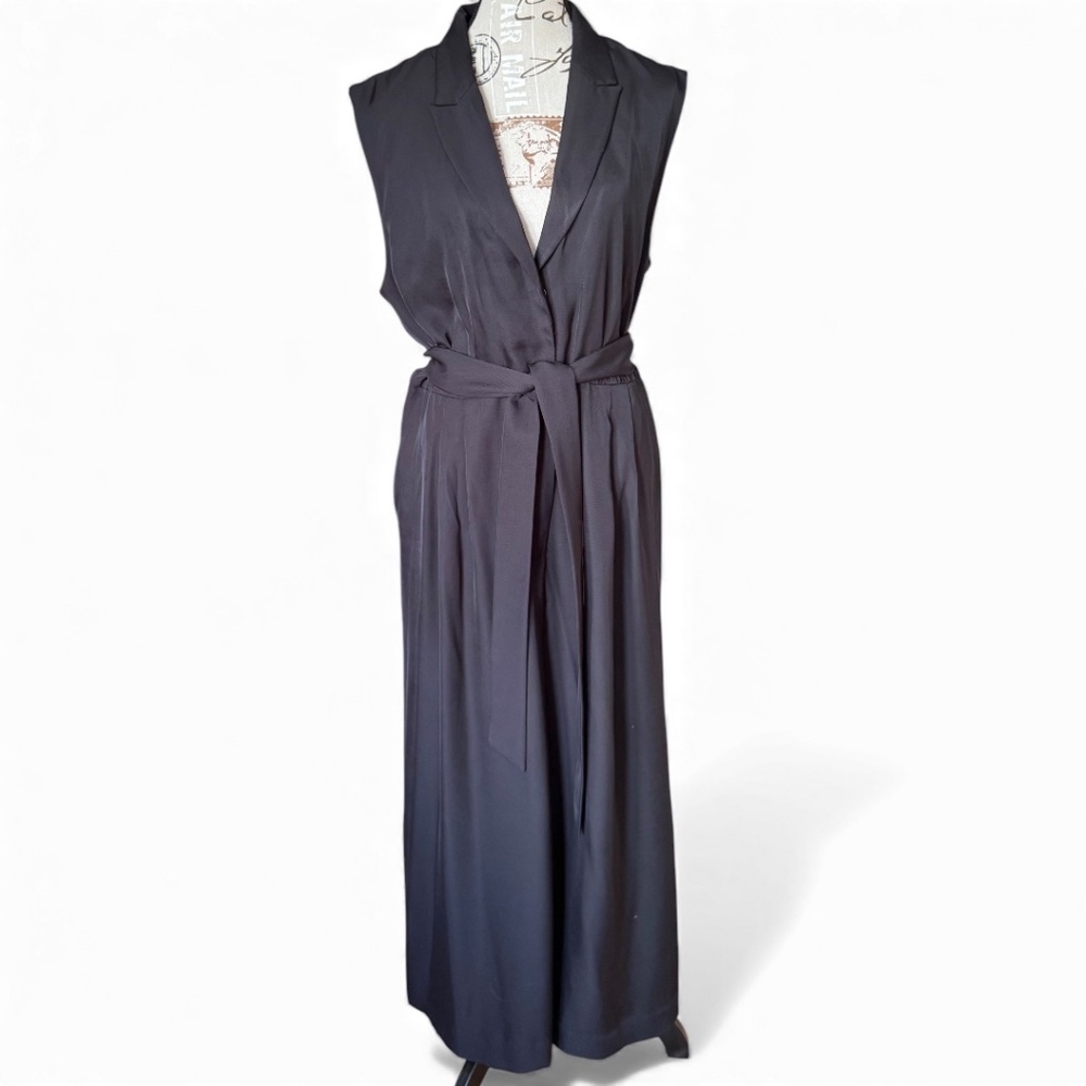 H&M Black Sleeveless Wide-Leg Jumpsuit – Size L